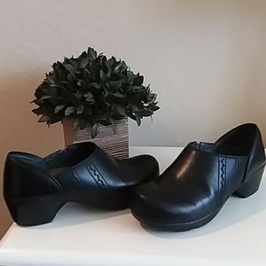 Dansko black shoes